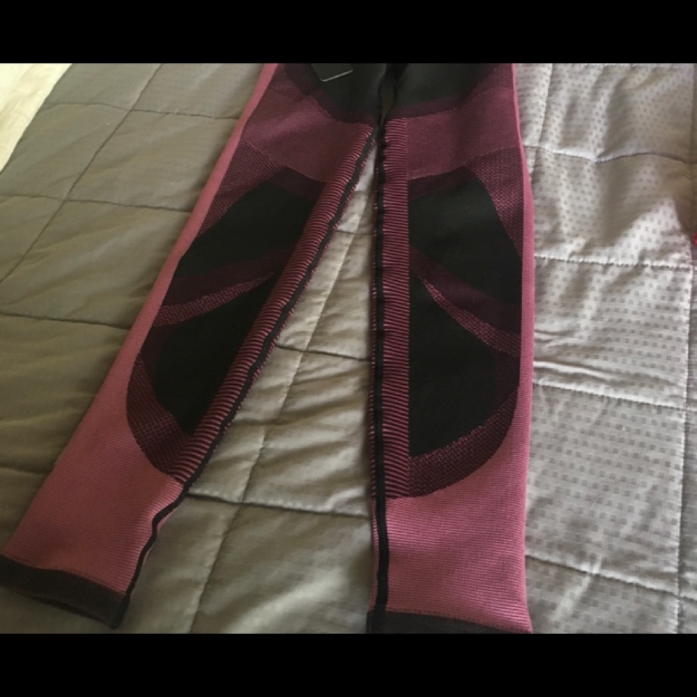L’URV NWT Leggings